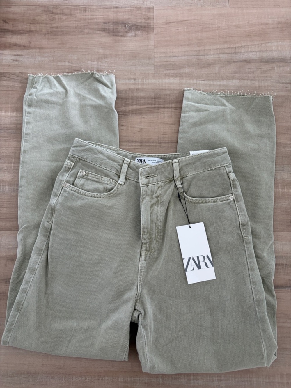 ZARA Women's Straight Leg Jeans in Sage Green